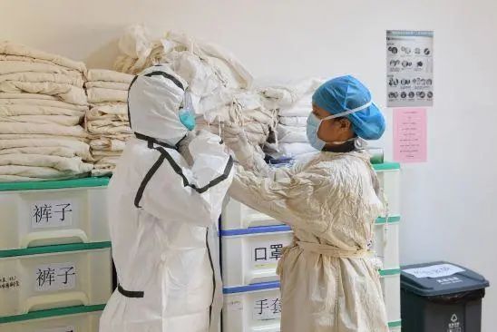 说明: https://p26-tt.byteimg.com/origin/pgc-image/7bfd24e92a96417fbcaf90cd9f3280d7